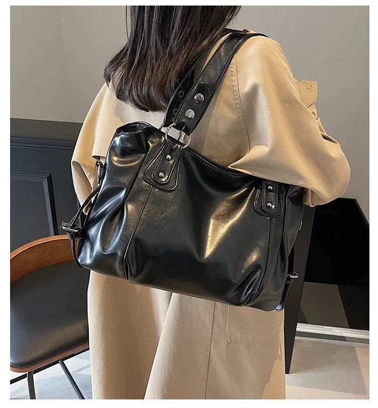 Women’s PU Leather Shoulder Bag – 2026 Fashion Handbag with Soft Interior Compartment, Contrast Color Design, Zipper Closure, Stylish Everyday Purse for Work, Travel & Casual Use