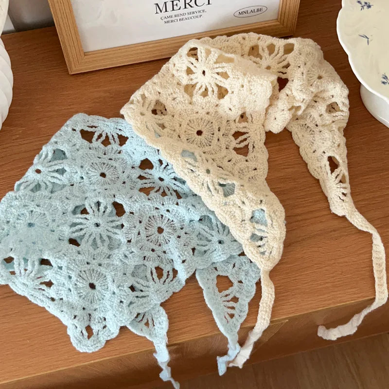 Fashion Knitted Headscarf for Women – French Pastoral Crochet Triangle Headband with Retro Floral Design | Handmade Hair Accessory