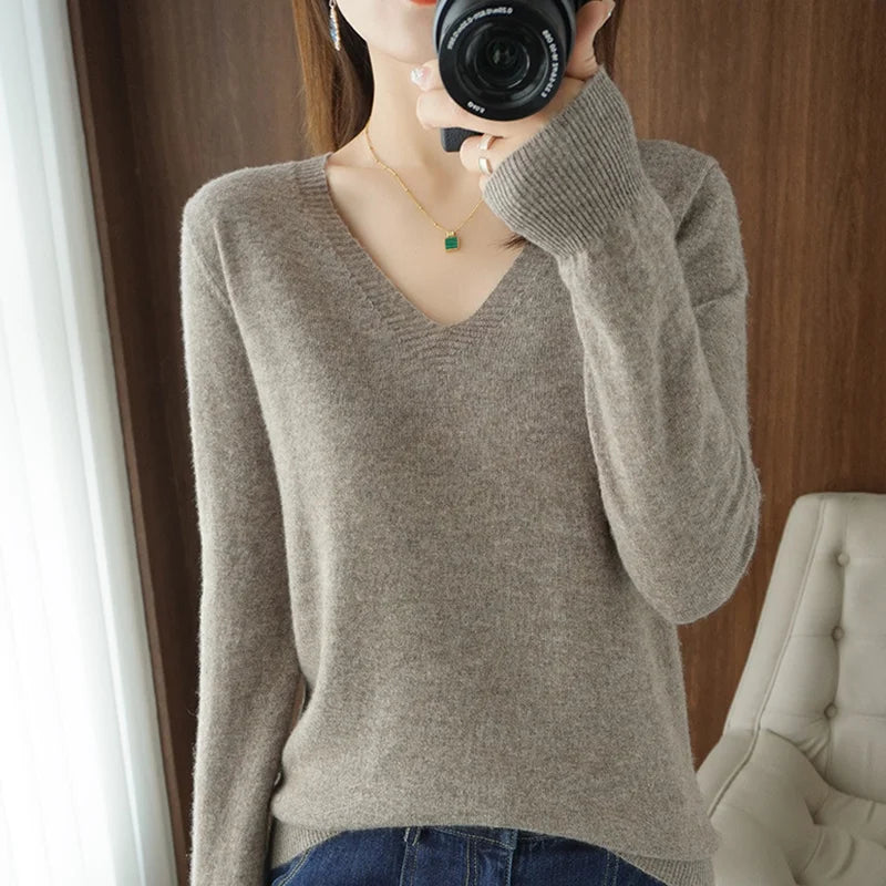 Women's Cashmere-Style V-Neck Sweater – Long-Sleeve Knitted Pullover with Lace Neck & Hollow-Out Detail, Casual Autumn & Winter Top