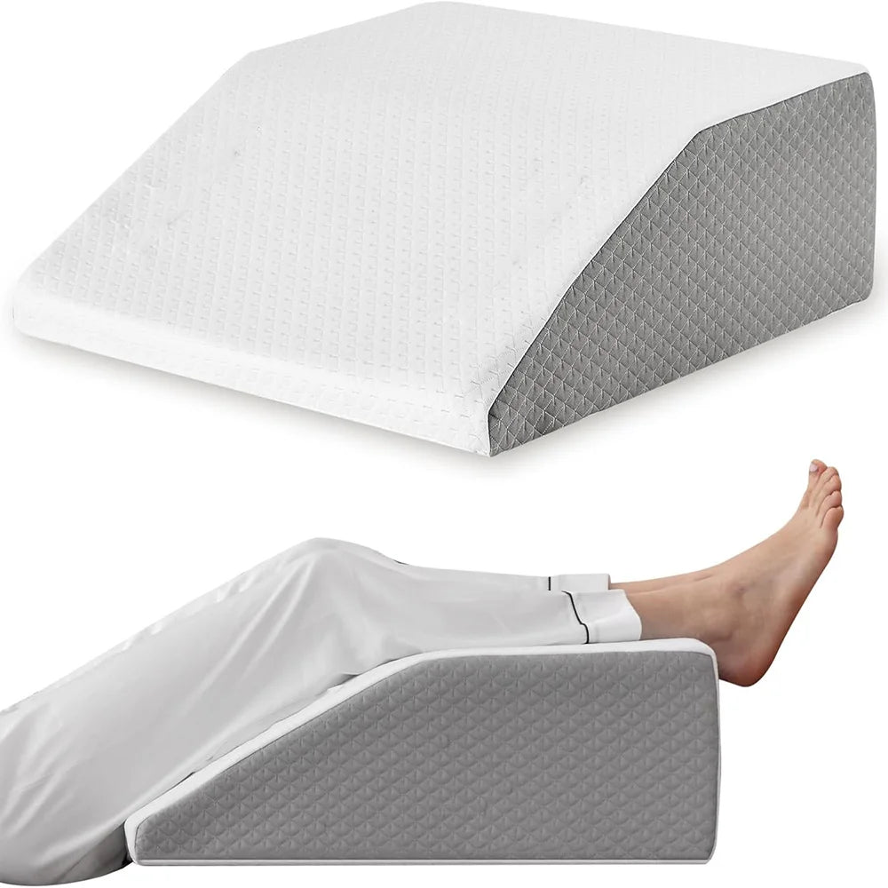 Almohada Elevadora de Piernas – Cuña de Espuma Viscoelástica de 8 Pulgadas para Dormir, para Quienes Duermen de Lado y para Descansar, Cojín de Soporte Ergonómico para Posicionar las Piernas, Confort y Relajación