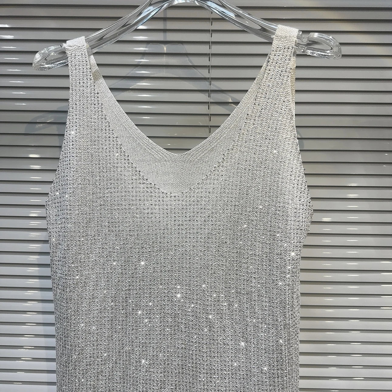 Women's Summer V-Neck Rhinestone Tank Top – Loose Sleeveless Bling Top with Sparkly Diamond Embellishments