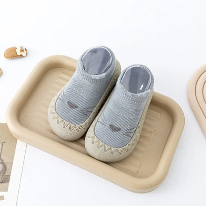 Zapatos y calcetines primeros pasos para bebés – Bonitas zapatillas de dibujos animados para bebés con suela de goma suave para niños y niñas