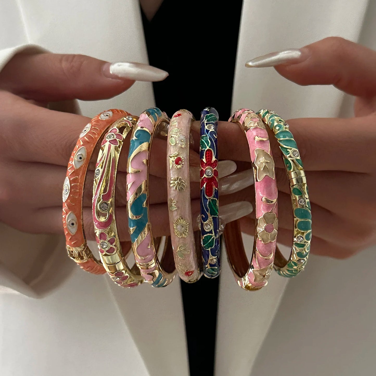 Elegante pulsera de esmalte de flores con circonitas – Pulsera retro chapada en oro con ojo turco floral para mujer | Joyería de moda para fiesta