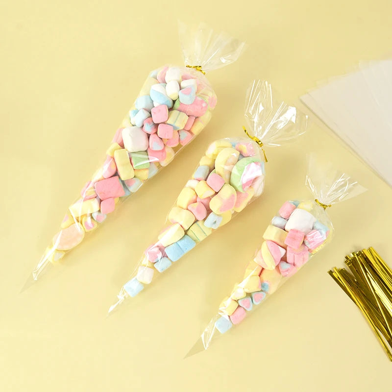 50 bolsas de celofán transparentes con forma de cono – Bolsas de plástico transparentes para palomitas, dulces, baby shower, regalos de boda y empaques de regalo