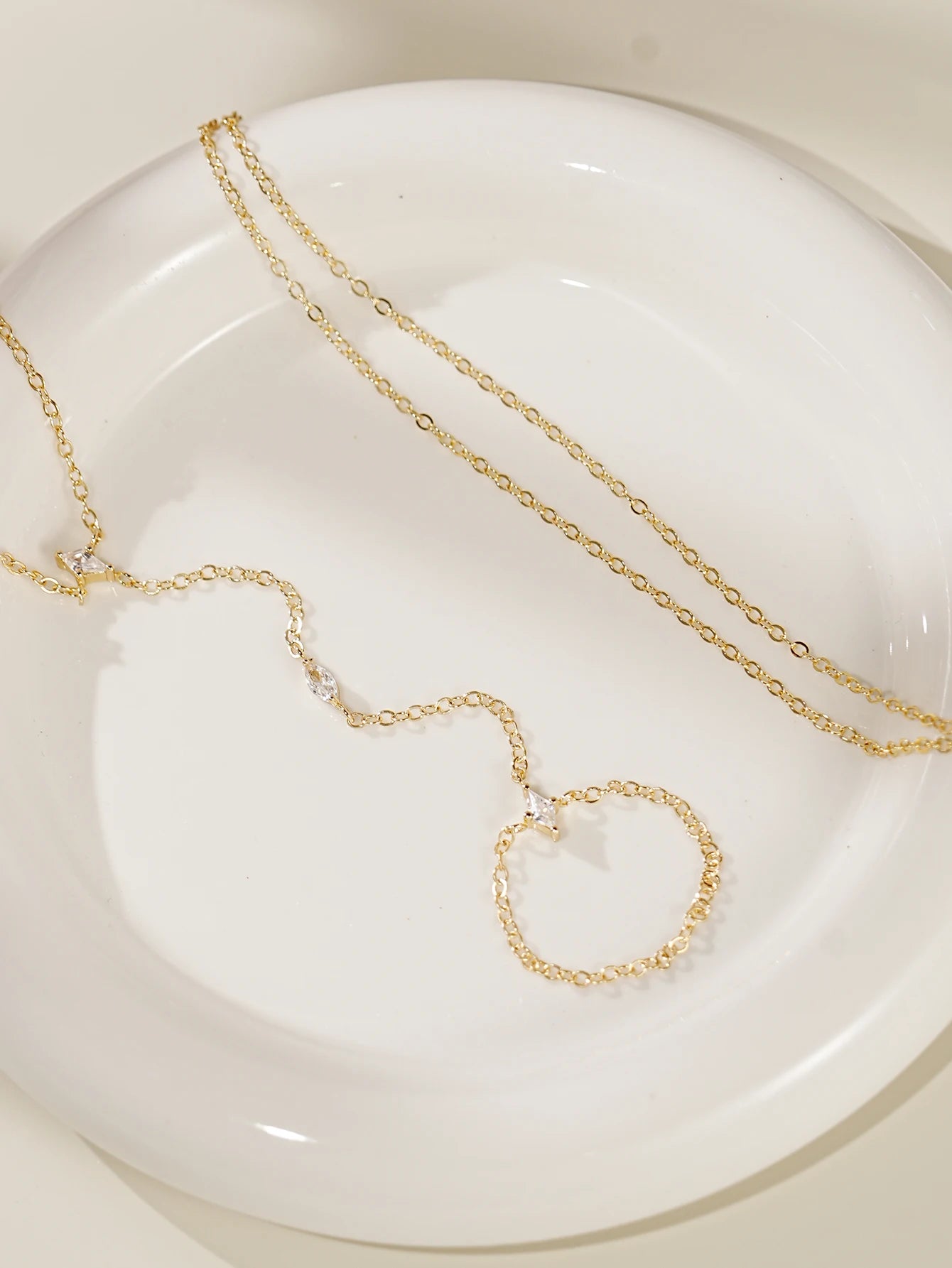 Pulsera de dedo con cadena ultradelgada de 2 piezas – Joyas de cadena de mano minimalistas en capas para mujer | Accesorio de moda diario