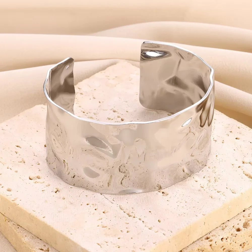 Stainless Steel Open Flower & Leaf Bangle Bracelet – Gold Geometric Cuff Bracelet for Women & Men | Minimalist Fashion Jewelry