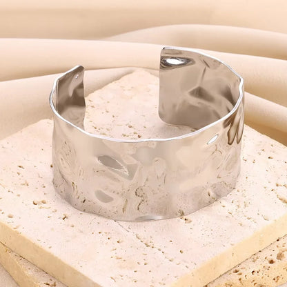 Stainless Steel Open Flower & Leaf Bangle Bracelet – Gold Geometric Cuff Bracelet for Women & Men | Minimalist Fashion Jewelry