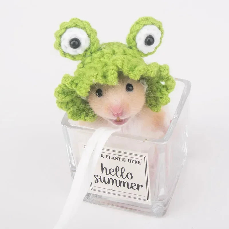 Handmade Knitted Small Pet Hat – Cute Frog, Parrot & Snake Designs with Adjustable Chin Strap for Hamsters and Other Small Animals