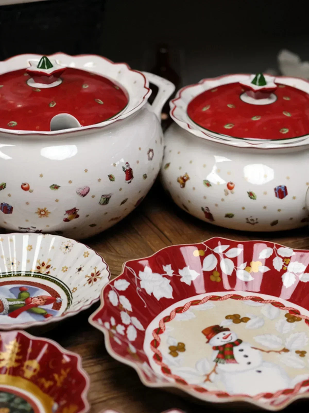 VB Cutlery Christmas Series Dining Collection – Decorative Plates, Deep Soup Bowls, Sugar Pots & Storage Containers