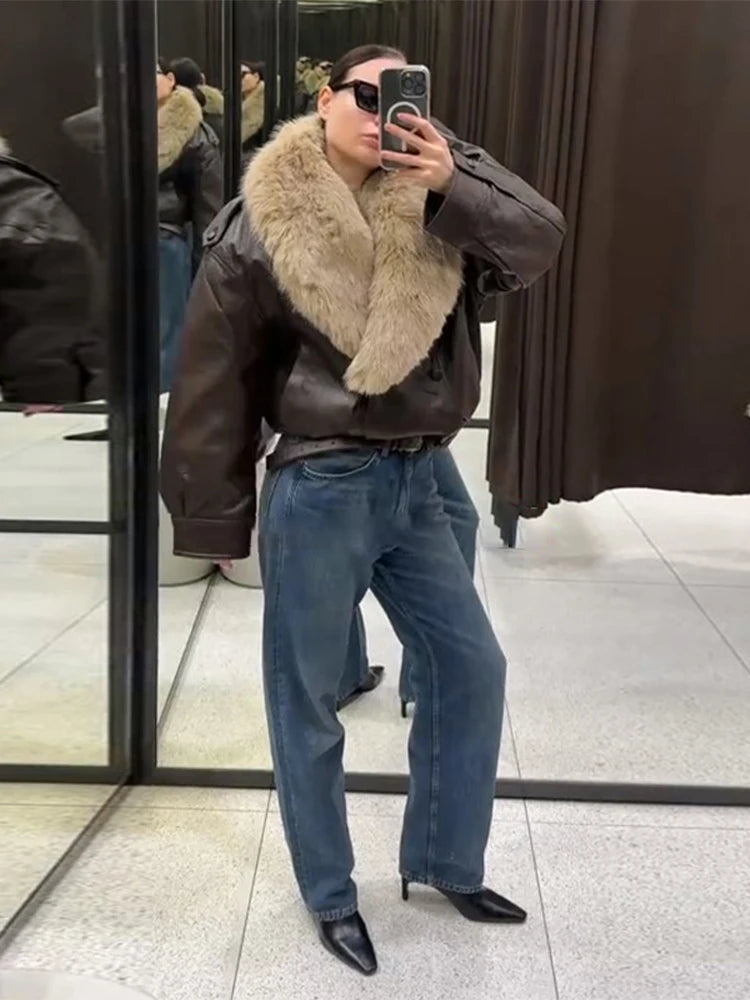 Women’s PU Leather Short Jacket – Contrast Fur Collar Double-Breasted Warm Coat, Stylish Autumn & Winter Outerwear