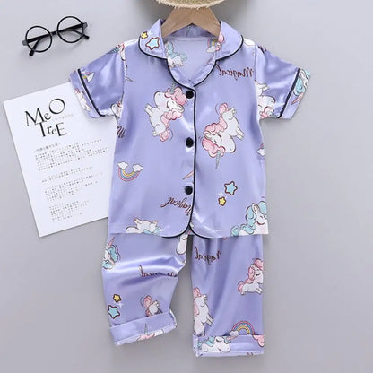 Conjunto de Pijama de Verano para Niñas – Conjunto de Pijama de Satén de Unicornio de Dibujos Animados de 2 Piezas | Ropa de Dormir Suave para Niños Pequeños con Aire Acondicionado