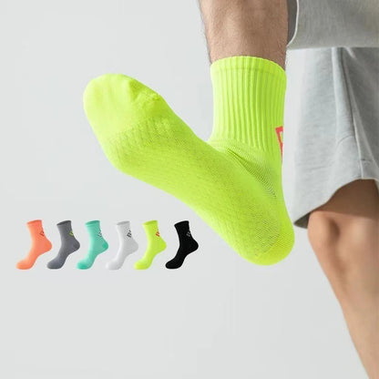 Running Socks for Men & Women – Quick-Dry Middle Tube Crew Socks for Marathon, Cycling & Fitness Training