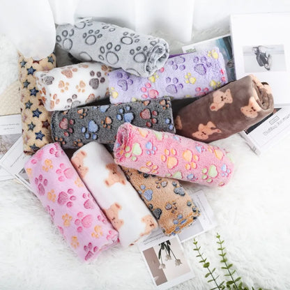 Soft Fluffy Pet Blanket – Warm Flannel Dog & Cat Sleeping Mat with Cute Paw Print Pattern, Cozy Comfortable Pet Bedding