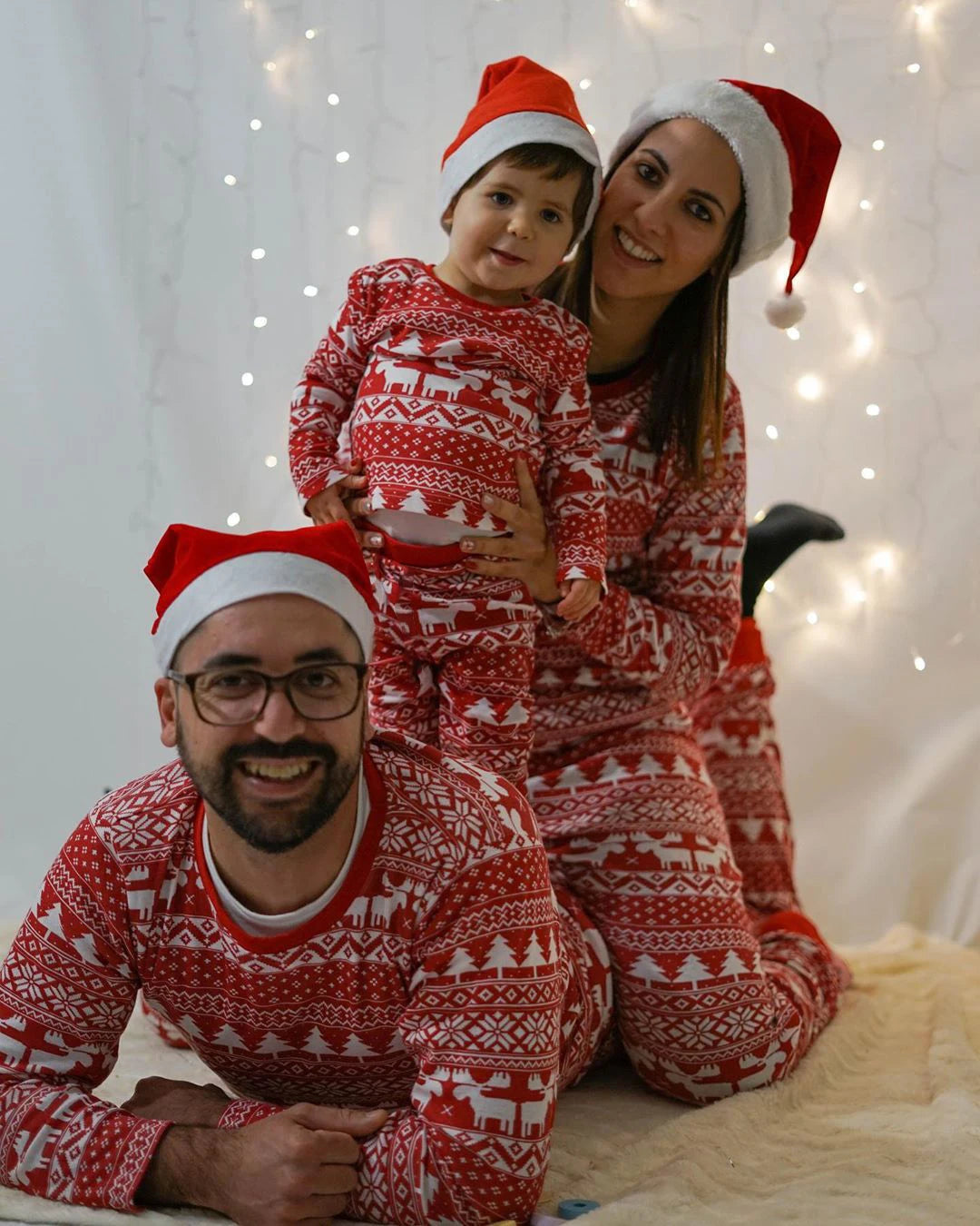 Mommy & Me Christmas Pajamas Set 2026 – Soft Cute 2-Piece Family Sleepwear for Adults & Kids, Matching Xmas Look Holiday Outfits