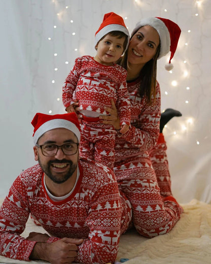 Mommy & Me Christmas Pajamas Set 2026 – Soft Cute 2-Piece Family Sleepwear for Adults & Kids, Matching Xmas Look Holiday Outfits