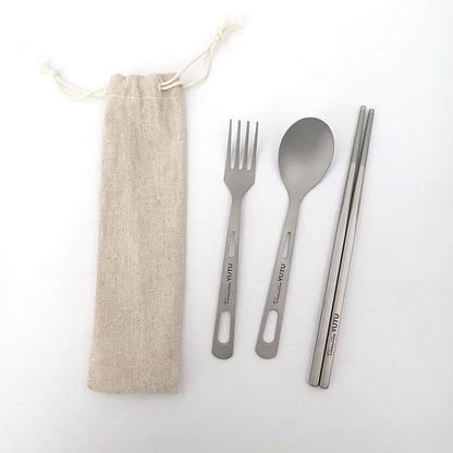 Juego de cubiertos de titanio puro – Juego portátil de cuchillo, tenedor, cuchara y palillos para acampar, hacer senderismo, comer al aire libre, pícnic y uso diario