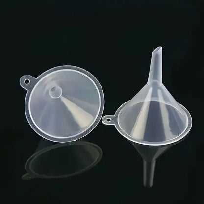 Lot de Mini Entonnoirs 5/10/20/30 pièces – Petits Entonnoirs de Transfert en Plastique pour Parfum, Huiles Essentielles, Épices, Poudre, Art du Sable, Bouteilles de Laboratoire & Projets de Bricolage