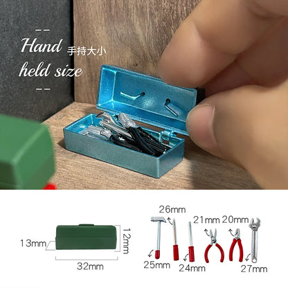 Miniature maison de poupée Kit d'outils – Clé, marteau, tournevis et pinces mini accessoires pour poupées Blythe, OB11, scènes de maison de poupée, loisirs créatifs et présentoirs de collection