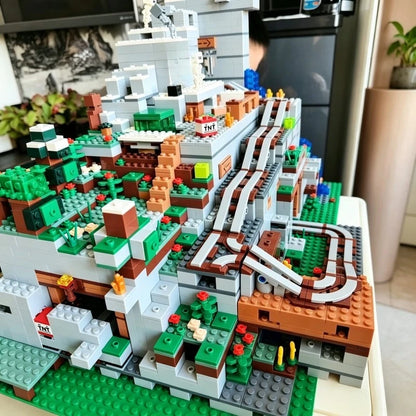 MOC Model Building Blocks Set – DIY Construction Model Kit, Creative Building Toy Set & Birthday Gift for Kids and Collectors
