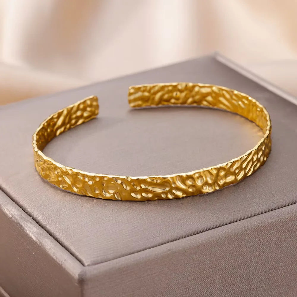 Stainless Steel Open Flower & Leaf Bangle Bracelet – Gold Geometric Cuff Bracelet for Women & Men | Minimalist Fashion Jewelry
