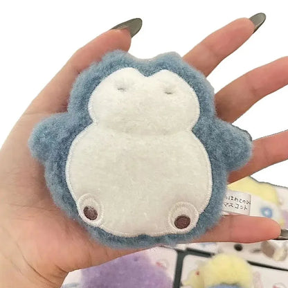 Llavero de Peluche de Pokémon de Dibujos Animados – Lindo Mini Peluche de Pikachu, Eevee y Piplup, Charm para Mochila, Regalo Coleccionable de Anime para Amigos y Cumpleaños