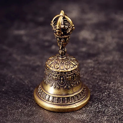 Llavero de Campana Tibetana de Latón – Amuleto de Bronce Hecho a Mano para Accesorios de Coche, Decoración del Hogar y Regalo Creativo