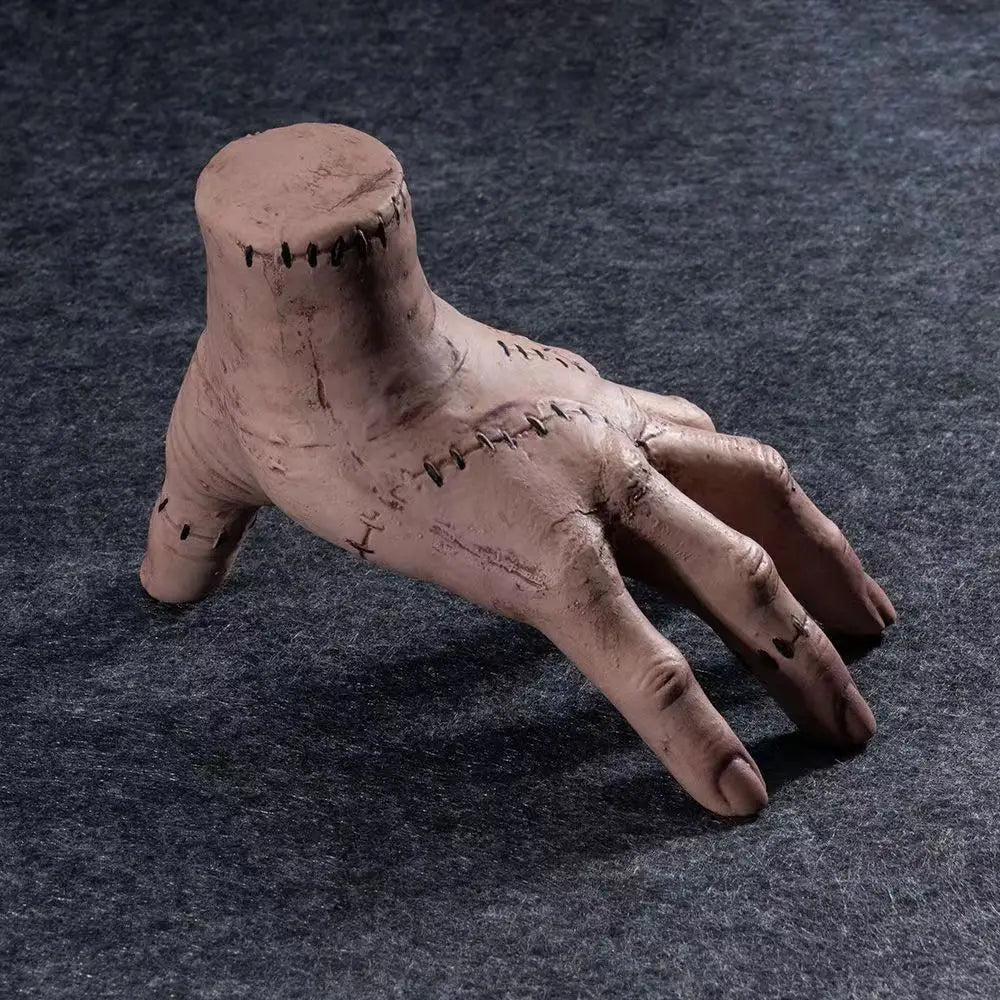 Halloween Horror Broken Hand Prop – Wednesday Thing-Inspired Latex Hand Figurine for Desktop Decor, Crafts, Halloween Parties & Costume Props