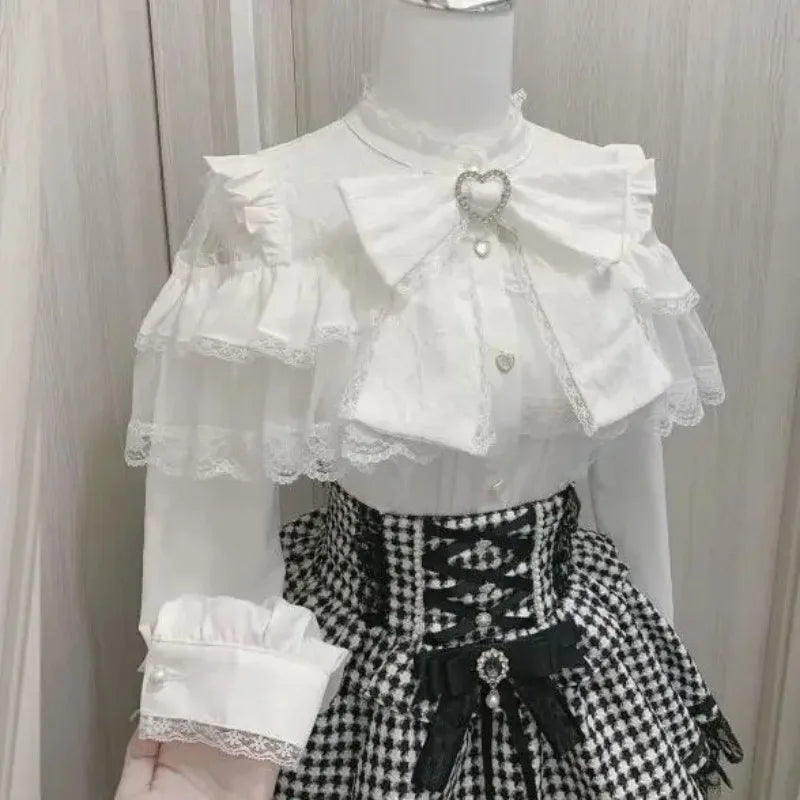 Blusa de mujer de encaje de manga corta estilo lolita japonés 2026, dulce, linda, ajustada, informal, a la moda, para uso diario