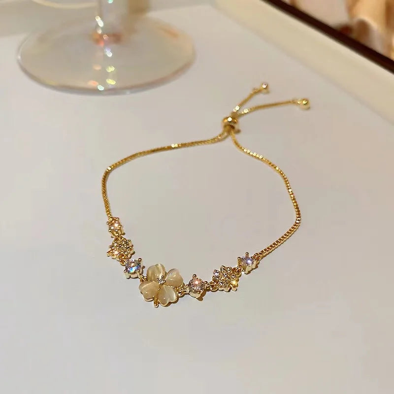 Women’s Fashion Four Leaf Grass Gold Color Adjustable Bracelet Korean Style Wedding Party Jewelry