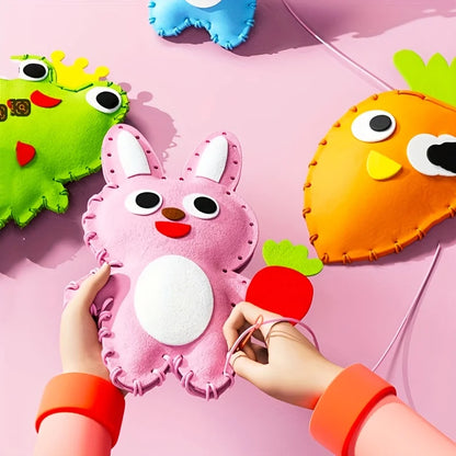 Kit de couture et de broderie 8 pièces pour débutants – Kit de loisirs créatifs d'animaux à fabriquer avec tissu, aiguilles et fil pour enfants, apprentissage de la couture, cadeau artistique créatif