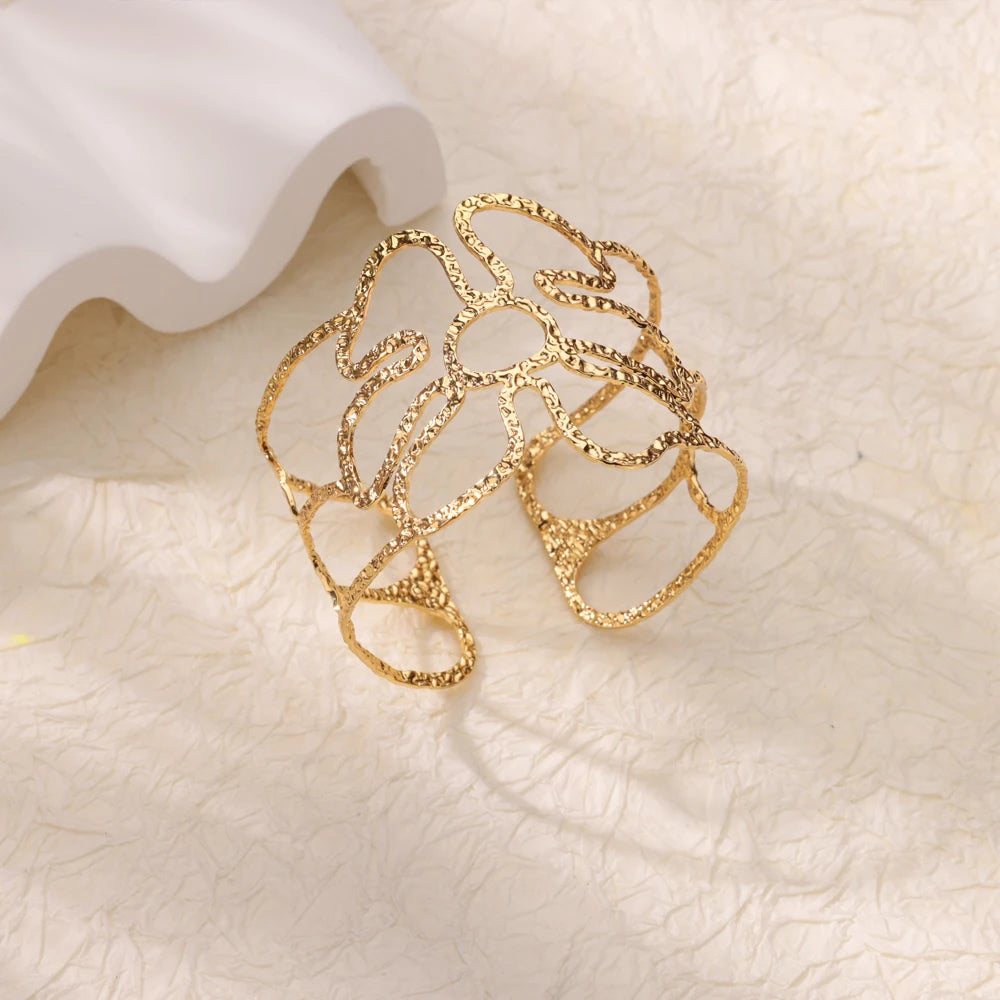 Stainless Steel Open Flower & Leaf Bangle Bracelet – Gold Geometric Cuff Bracelet for Women & Men | Minimalist Fashion Jewelry
