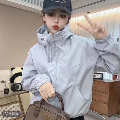 Women's Hooded Short Jacket – Double-Zipper Loose Streetwear Coat for Spring & Autumn Casual Everyday Wear