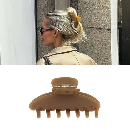 Pinza de pelo de acetato Fashion Coffee – Pinza grande de color sólido negro para mujeres y niñas | Accesorios sencillos para el pelo de verano