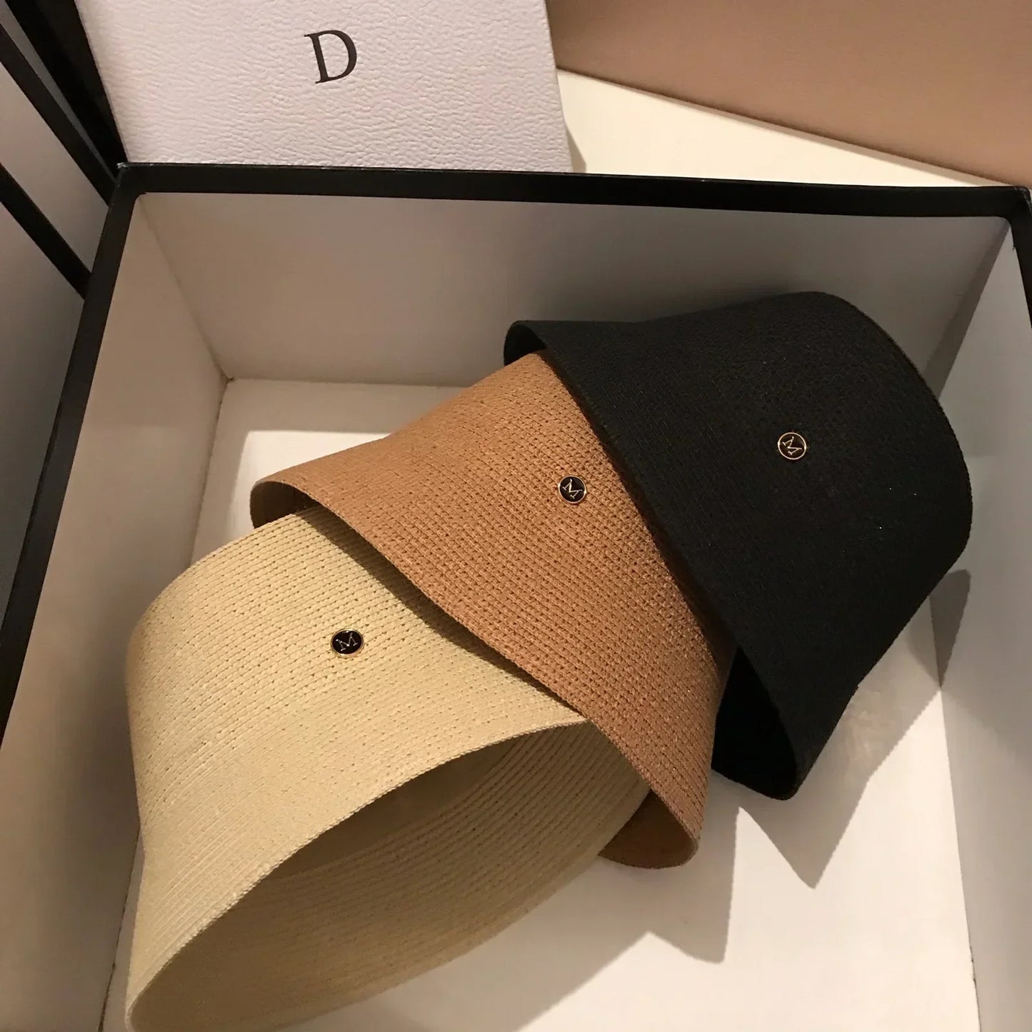 Japanese Designer M Straw Woven Summer Sun Hat for Women Casual Travel Panama Bucket Hat Sunscreen Slim-Face Luxury