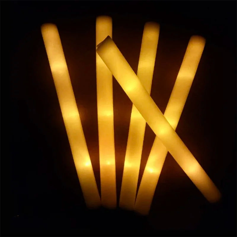 Lot de bâtons lumineux LED – 12/15/30/60 bâtons en mousse lumineux RVB colorés, tubes lumineux pour Noël, anniversaires, mariages, événements et fournitures de célébration nocturne