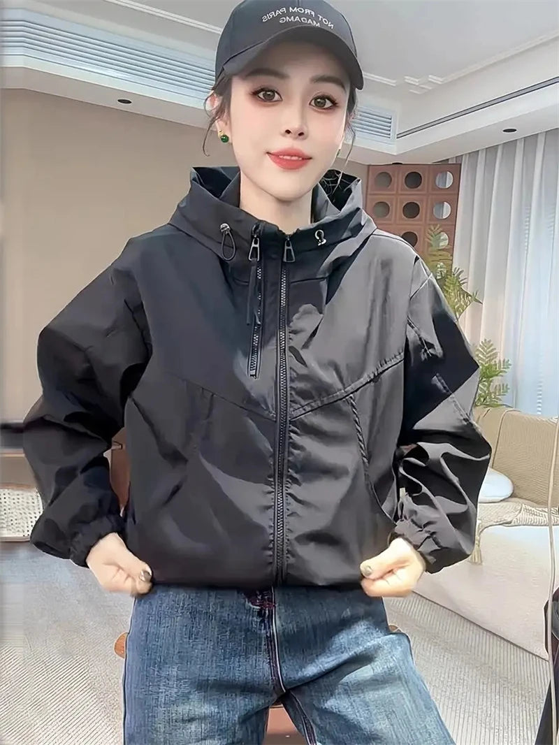 Women's Hooded Short Jacket – Double-Zipper Loose Streetwear Coat for Spring & Autumn Casual Everyday Wear