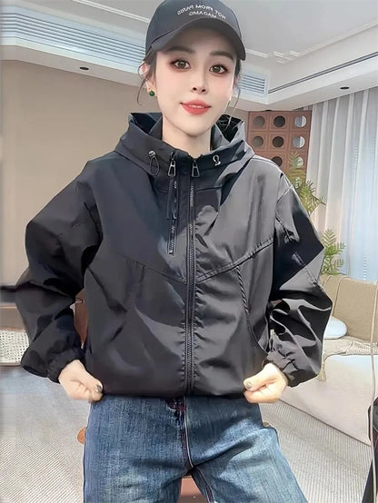 Women's Hooded Short Jacket – Double-Zipper Loose Streetwear Coat for Spring & Autumn Casual Everyday Wear