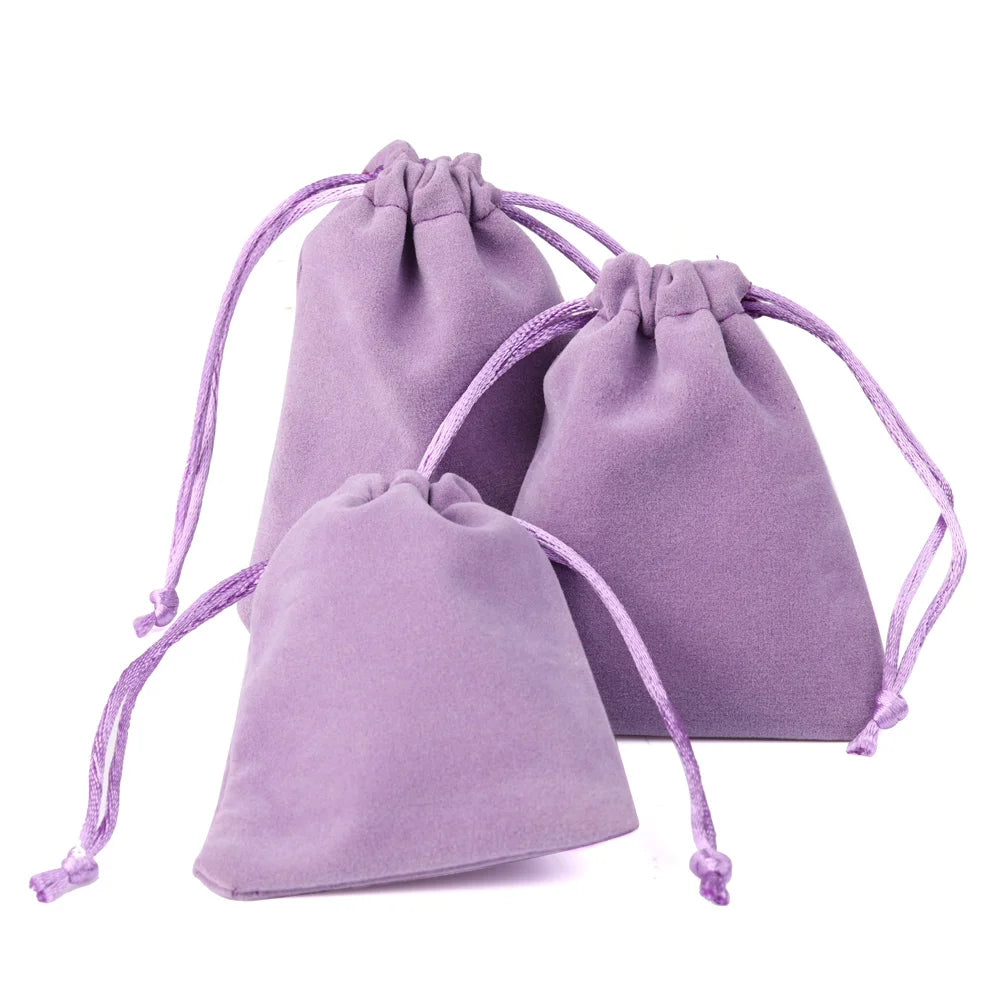 Sachets Cadeaux en Velours (10 pièces) – Pochettes Souples pour Bijoux (Bagues, Boucles d'Oreilles, Colliers), Petits Cadeaux, Faveurs de Mariage et Emballages de Noël