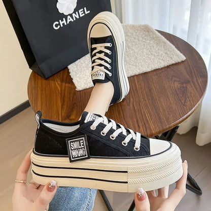 Women's Platform Canvas Sneakers Lace-Up Casual Walking Shoes Comfortable Fashion Trainers