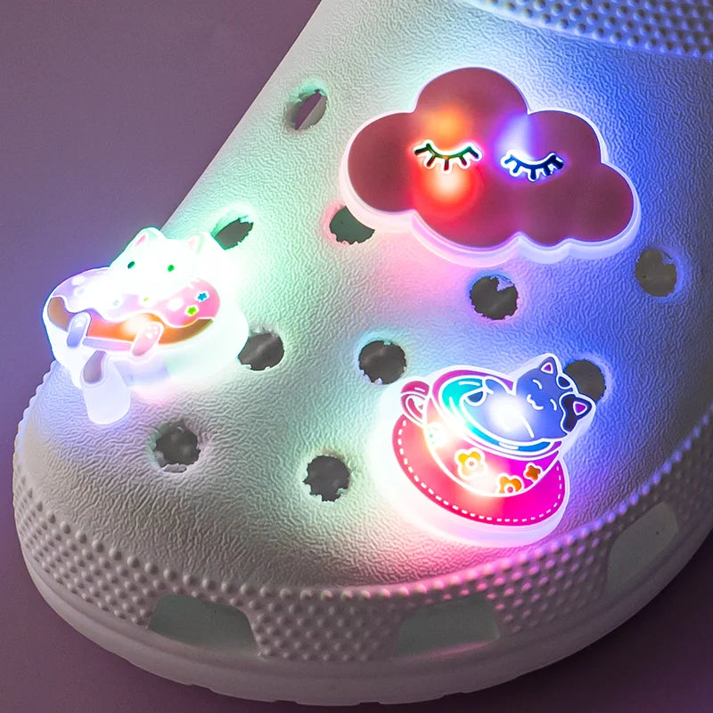 1PC Pink LED Shoe Charm – Shiny Diamond Flower & Cow Design Clog Buckle for Women & Men, Fashion Shoe Decoration Gift