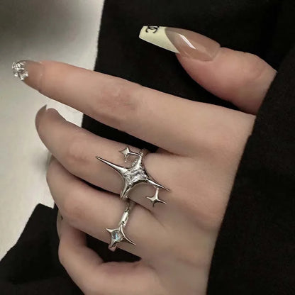Anillo Ajustable Vintage Cruz y Estrella Irregular – Anillo Abierto Gótico Punk Plateado para Pareja, Hombre y Mujer | Joyería de Regalo Y2K E-Girl