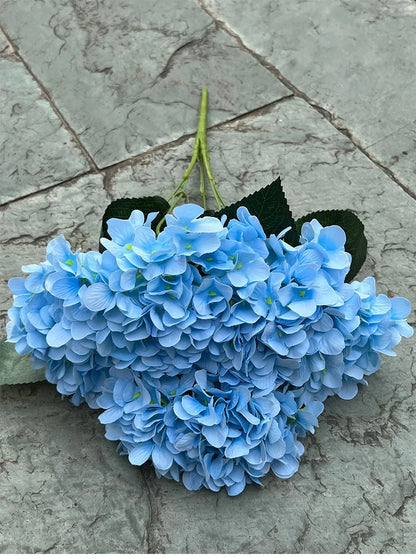 Bouquet d'Hortensias Artificiels à 5 Têtes – Fleurs Artificielles en Soie pour Décoration de Mariage, Arrangements de Fête, Décoration de Salon & Accessoires Floraux pour la Maison