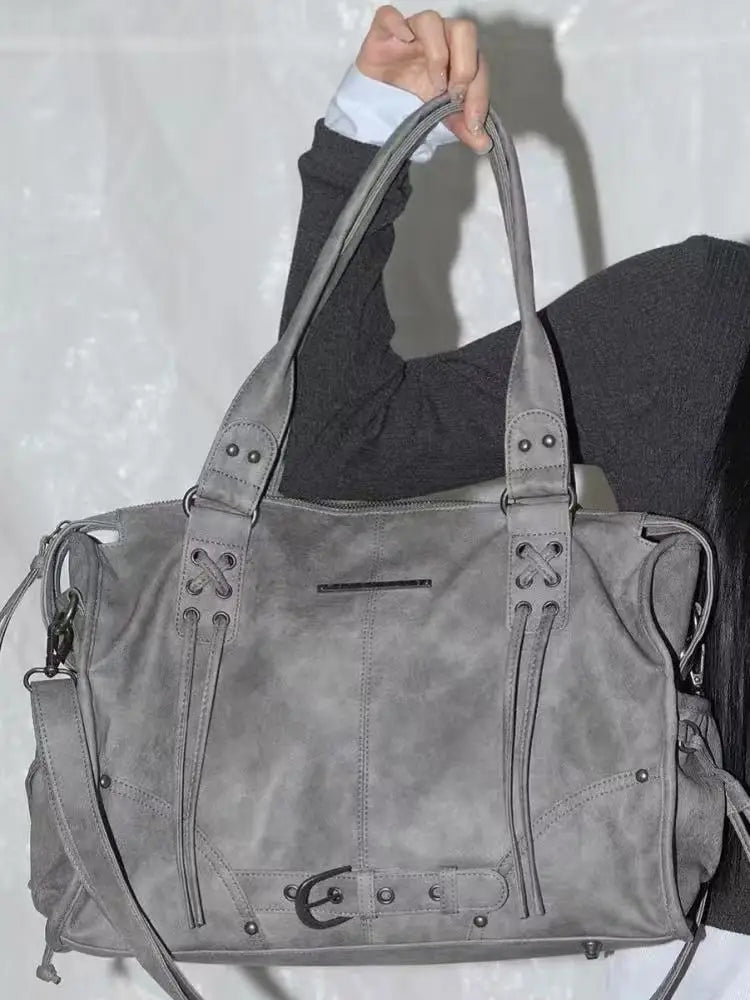 FANCY CLUB Sac fourre-tout moto rétro pour femme – Grand sac à main à rivets avec anses, sac à main tendance de style coréen pour les trajets quotidiens, les voyages, le shopping et les tenues décontractées