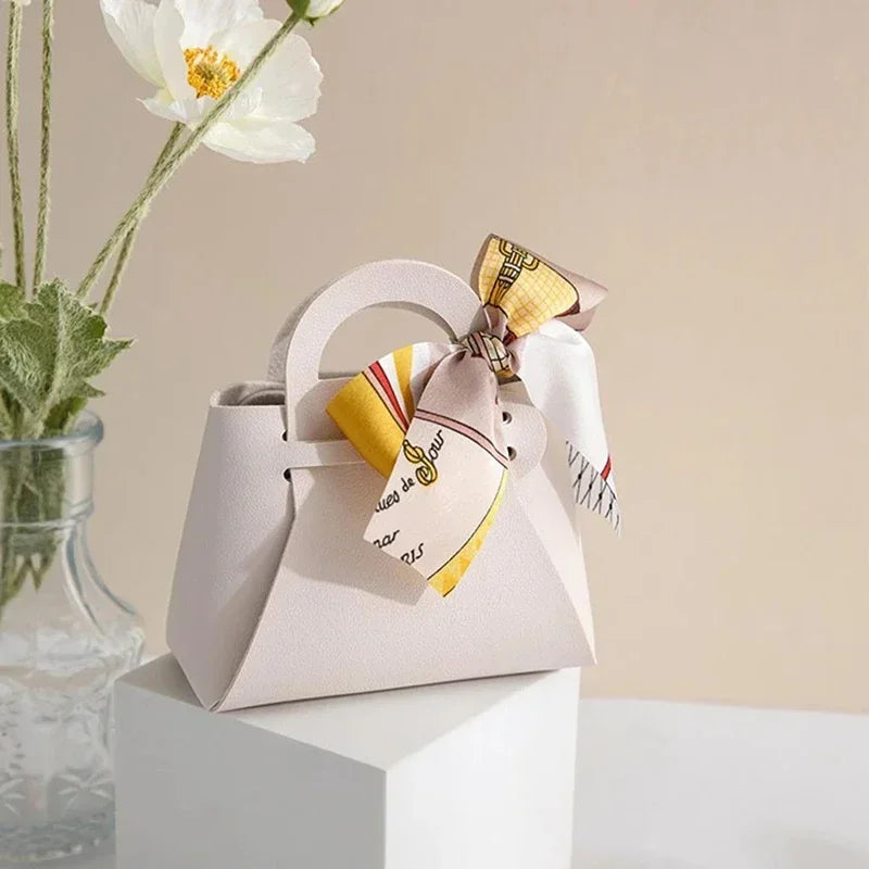 20PCS Bolsas de Regalo de Cuero con Cinta de Lazo – Mini Bolsos para Recuerdos de Bodas, Navidad, Dulces, Regalos y Empaque de Lujo para Fiestas