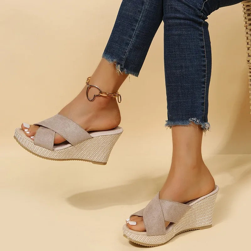 Women's Platform Wedge Sandals – Open Toe Straw Braided Casual Slippers, Comfortable Roman Beach Shoes (Sizes 35–40)