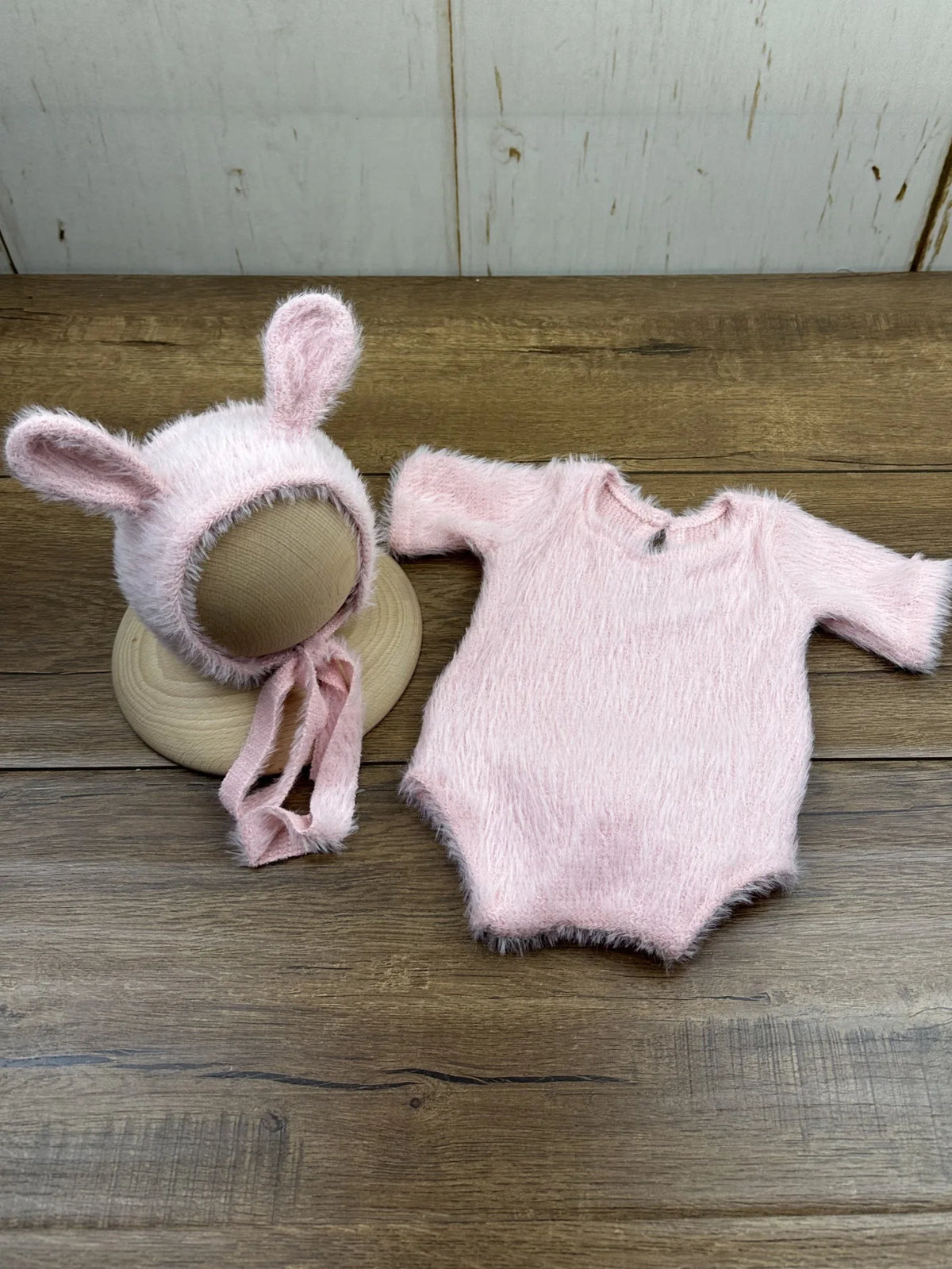 Newborn Photography Props Set – Knitted Rabbit Doll Outfit with Baby Cosplay Glasses, Cute Infant Photoshoot Accessories & Photo Studio Decor