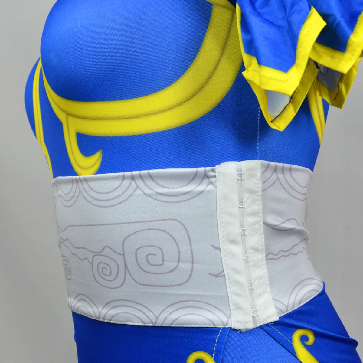 Chun-Li Cosplay Costume – Street Fighter Cheongsam Suit | Women’s Outfit with Wristbands & Headband (Halloween / Comic Con)