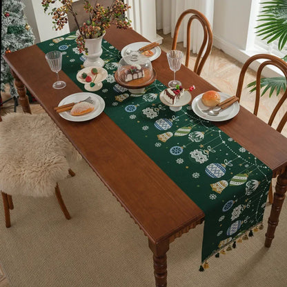 Christmas Snowflake Jacquard Table Runner – Winter Dining Table Cloth for Xmas, New Year, Rustic Home Decor & Holiday Gift