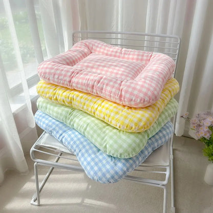 Tapis de Lit Chauffant Respirant pour Chien – Coussin de Couchage Doux Macaron à Carreaux pour Animaux avec Base Antidérapante pour Chats et Chiens