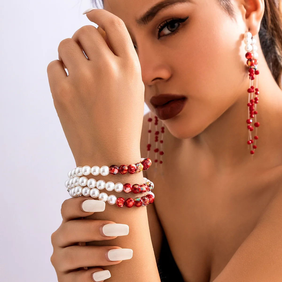 DIEZI Gothic Multilayer Red Blood Pearl Choker Necklace – Vintage Crystal Beaded Statement Jewelry for Women, Halloween & Gothic Parties